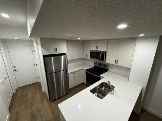 For Rent 1 Bedroom Apartment Calgary AB DS104181694