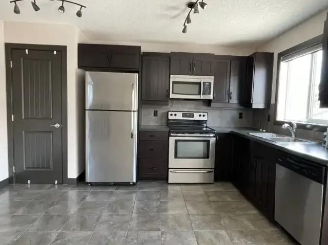 For Rent 1 Bedroom Apartment Calgary AB DS104181344