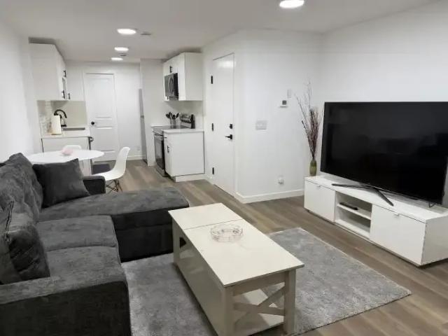 For Rent 1 Bedroom Apartment Calgary AB DS104182741