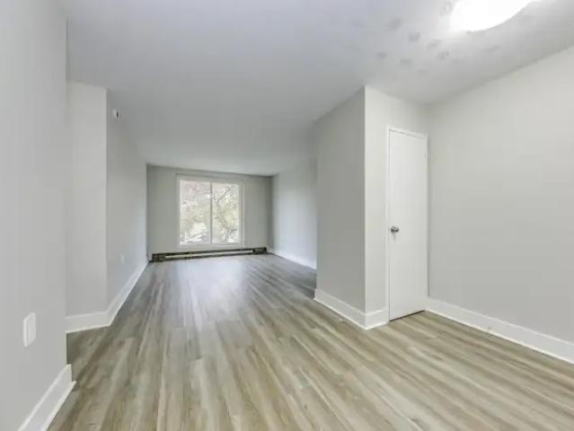 For Rent 1 Bedroom Apartment Cambridge ON DS101789535