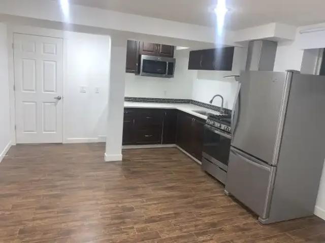 For Rent 1 Bedroom Apartment Dewinton AB DS102701397