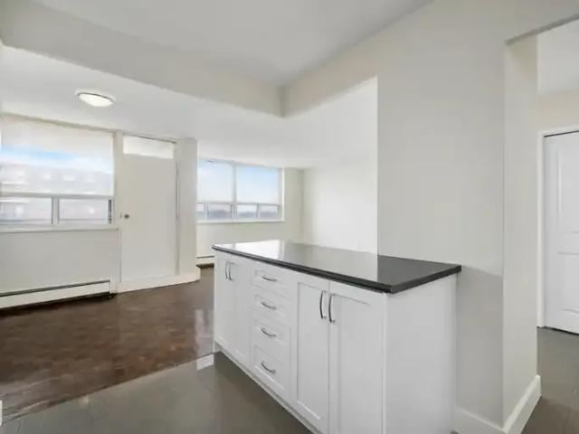 For Rent 1 Bedroom Apartment Etobicoke ON DS100046108