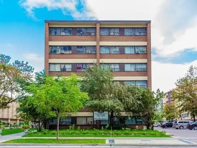 For Rent 1 Bedroom Apartment East York ON DS100668832
