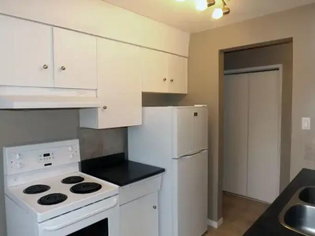 For Rent 1 Bedroom Apartment Edmonton AB DLS102338677