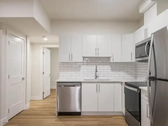 For Rent 1 Bedroom Apartment Edmonton AB DS104180877