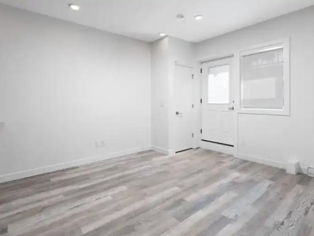 For Rent 1 Bedroom Apartment Edmonton AB DS104181408