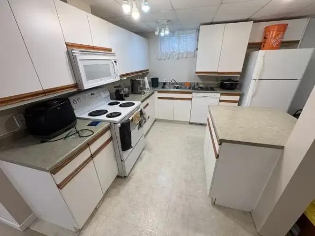 For Rent 1 Bedroom Apartment Edmonton AB DS104470680
