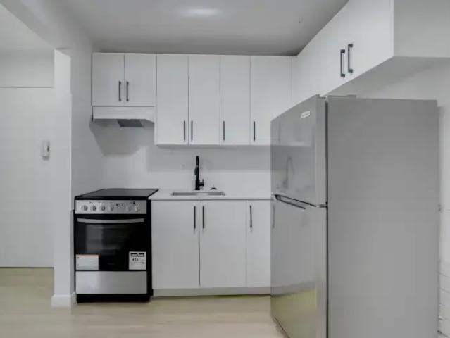 For Rent 1 Bedroom Apartment Edmonton AB DS103920407
