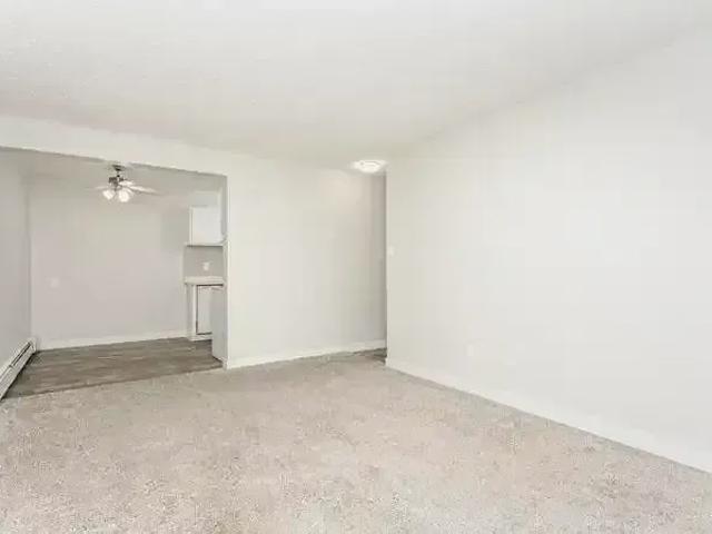 For Rent 1 Bedroom Apartment Edmonton AB DS90275116