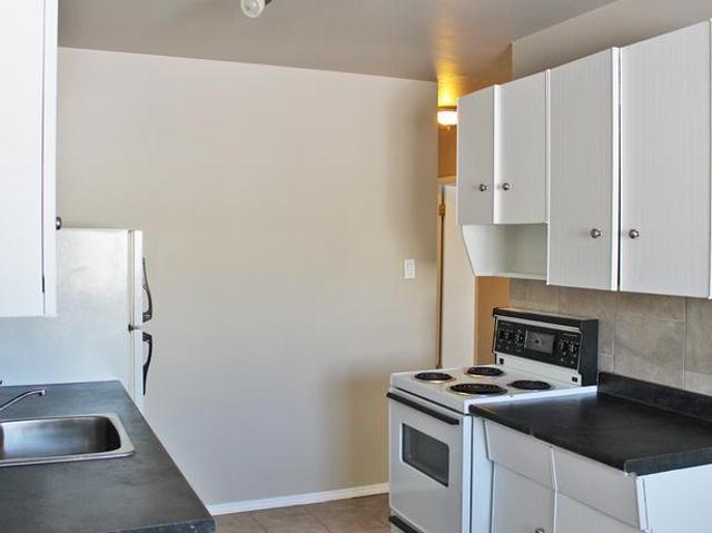 For Rent 1 Bedroom Apartment Edmonton AB DS93690559