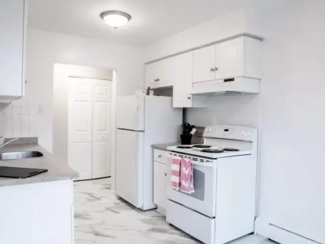 For Rent 1 Bedroom Apartment Guelph ON DS102052011