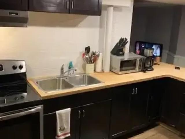 For Rent 1 Bedroom Apartment Guelph ON DS102846578