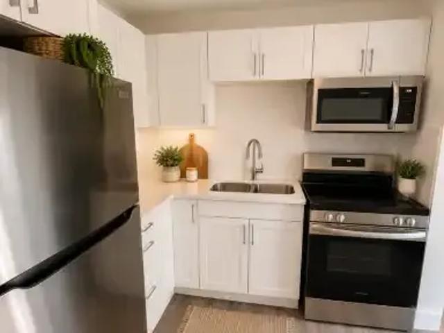 For Rent 1 Bedroom Apartment Guelph ON DS103594232