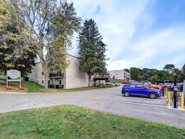 For Rent 1 Bedroom Apartment Guelph ON DS104794327