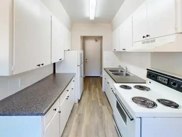 For Rent 1 Bedroom Apartment Grande Prairie AB DS104142771