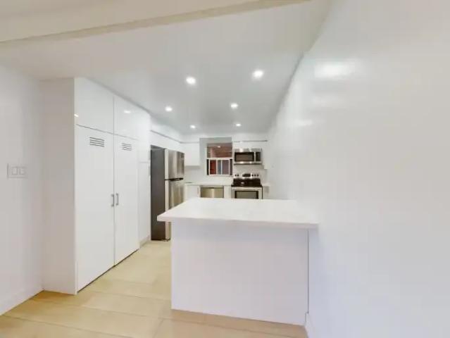 For Rent 1 Bedroom Apartment Hamilton ON DS104875927