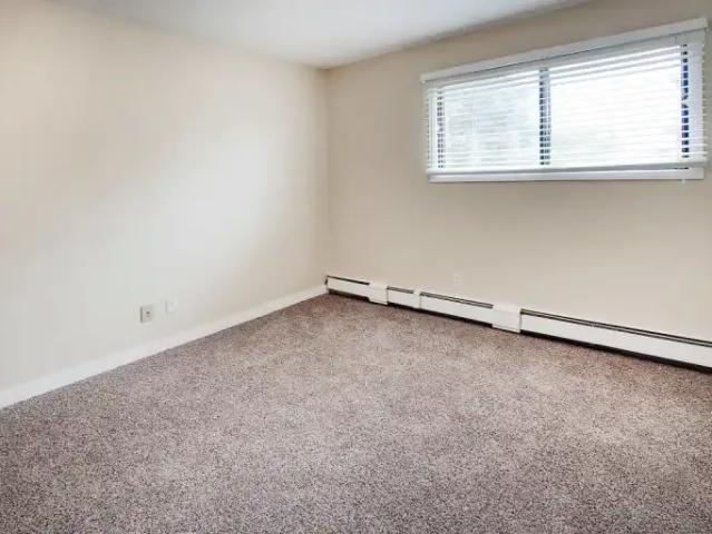 For Rent 1 Bedroom Apartment High River AB DS103338026