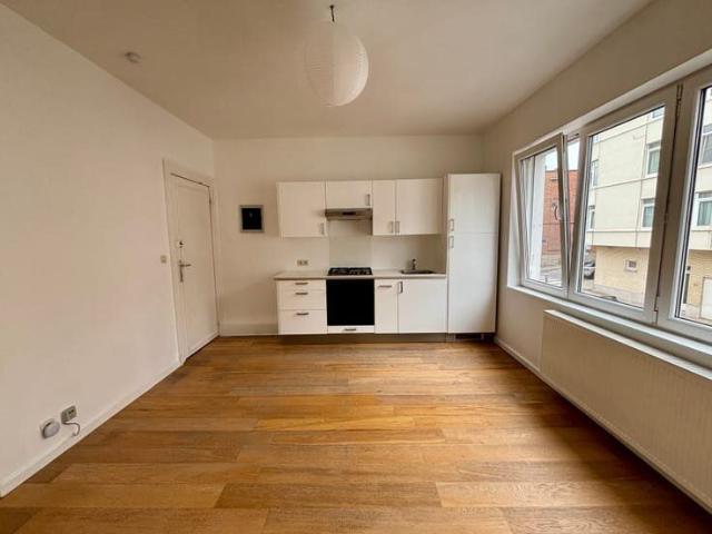 FOR RENT – 1 bedroom apartment in Uccle
