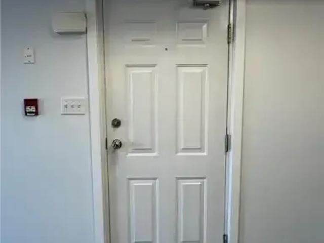 For Rent 1 Bedroom Apartment Kitchener ON DS102085843