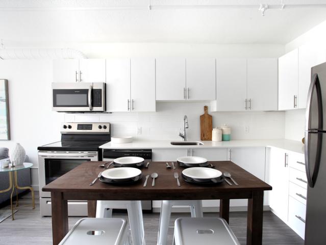 For Rent 1 Bedroom Apartment Kitchener ON DS96586940