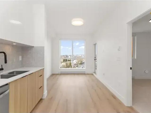 For Rent 1 Bedroom Apartment Langley BC DS102915258