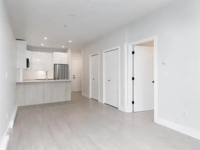 For Rent 1 Bedroom Apartment Langley BC DS103695239
