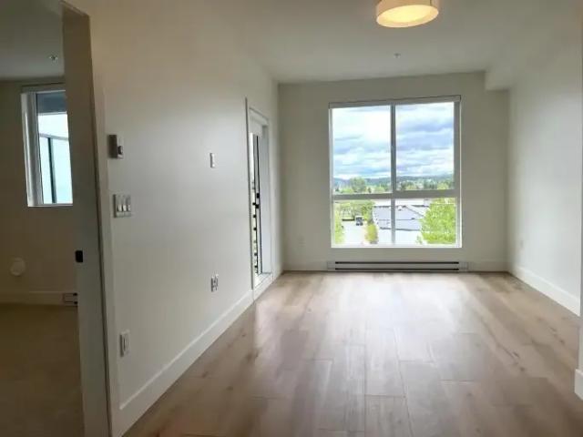 For Rent 1 Bedroom Apartment Langley BC DS103179208