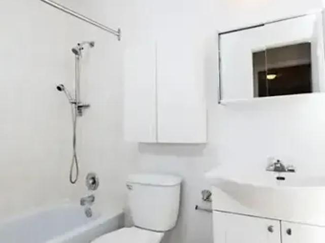 For Rent 1 Bedroom Apartment Laval QC DLS96588693