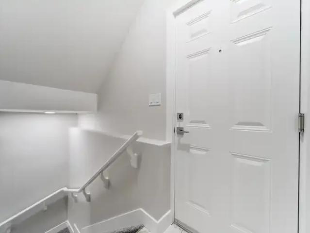 For Rent 1 Bedroom Apartment Leduc AB DS102845872