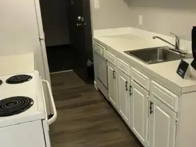 For Rent 1 Bedroom Apartment Lethbridge AB DS101260339
