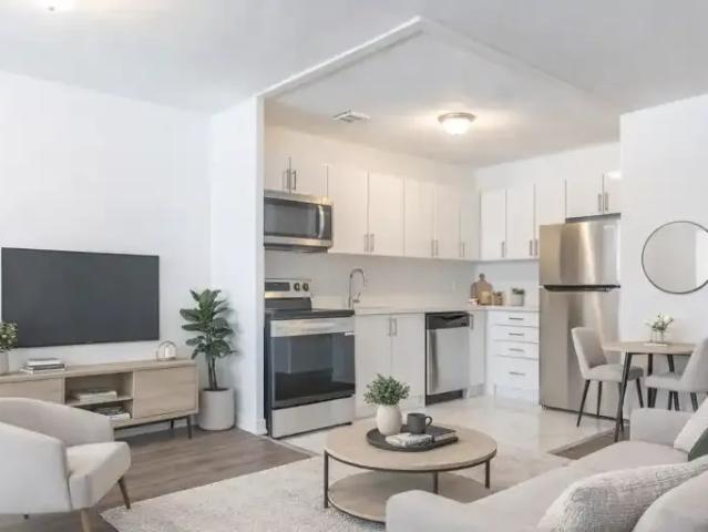 For Rent 1 Bedroom Apartment Lindsay ON DS102113714