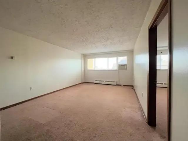 For Rent 1 Bedroom Apartment Regina SK DS104433626