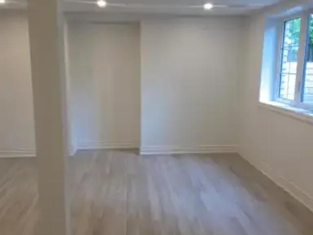 For Rent 1 Bedroom Apartment Richmond Hill ON DS104362815