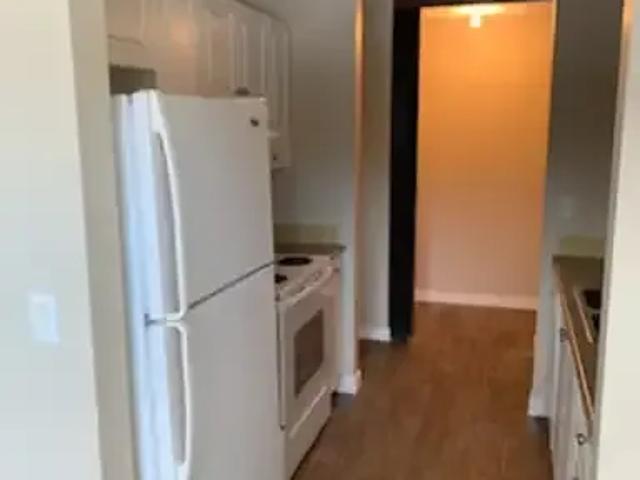 For Rent 1 Bedroom Apartment Stony Plain AB DLS102882691