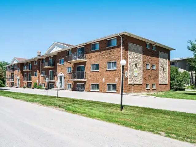 For Rent 1 Bedroom Apartment Stratford ON DS100226975