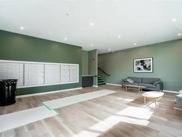For Rent 1 Bedroom Apartment Surrey BC DLS100977007