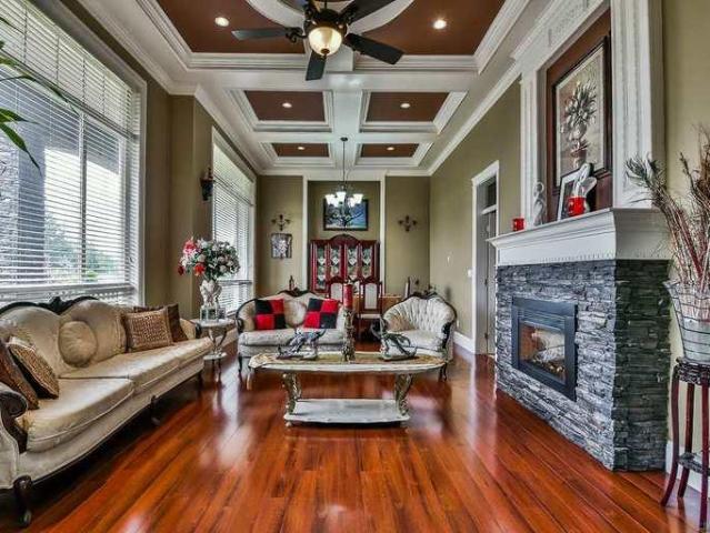 For Rent 1 Bedroom Apartment Surrey BC DS102882268