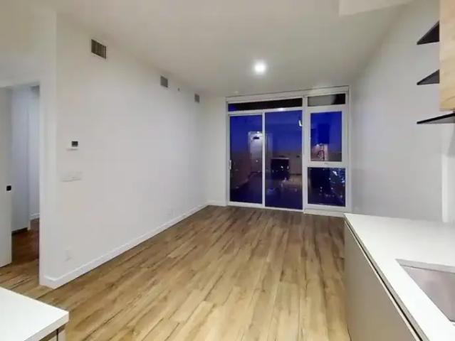 For Rent 1 Bedroom Apartment Surrey BC DS103355422
