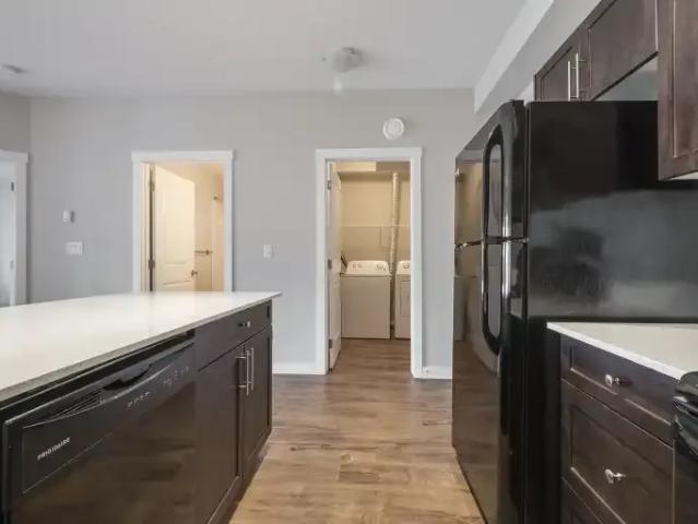 For Rent 1 Bedroom Apartment Spruce Grove AB DS104840883