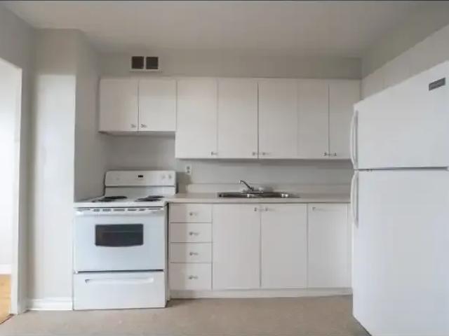 For Rent 1 Bedroom Apartment Toronto ON DS101686842