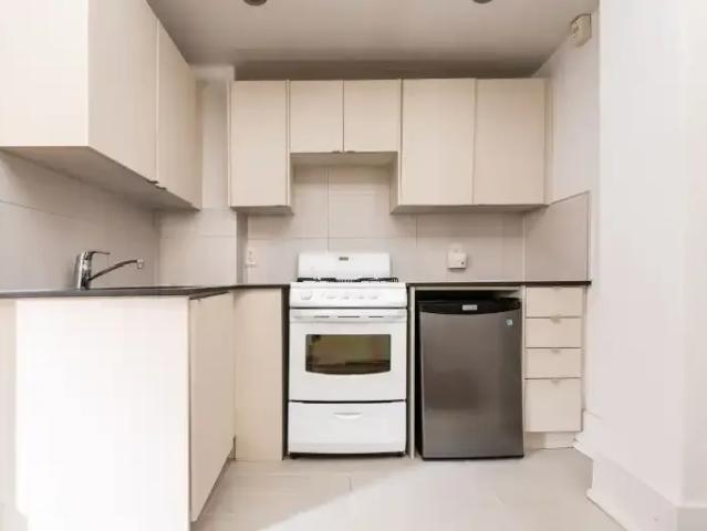 For Rent 1 Bedroom Apartment Toronto ON DS101826121