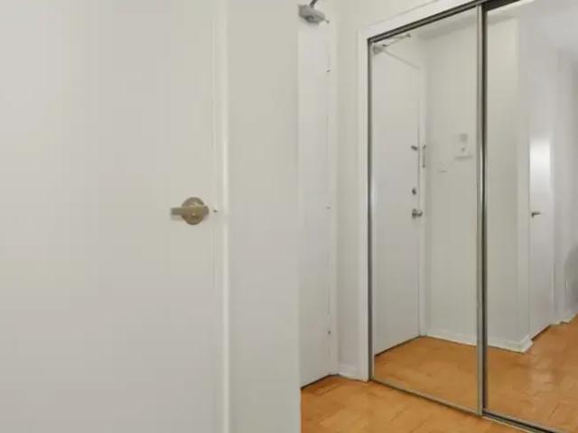 For Rent 1 Bedroom Apartment Toronto ON DS101986067