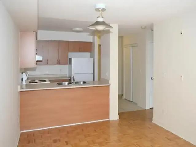For Rent 1 Bedroom Apartment Toronto ON DS102752418