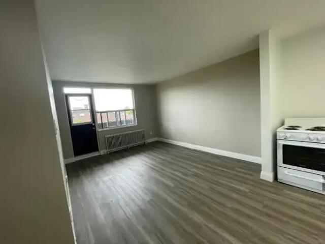For Rent 1 Bedroom Apartment Toronto ON DS103411237