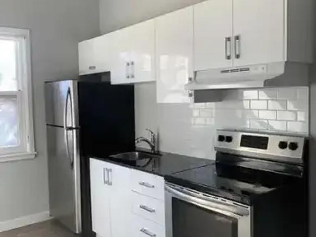 For Rent 1 Bedroom Apartment Toronto ON DS104106596