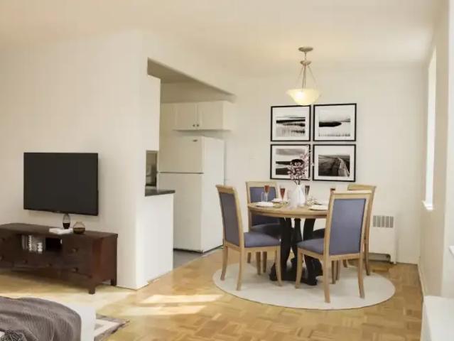 For Rent 1 Bedroom Apartment Toronto ON DS105071276