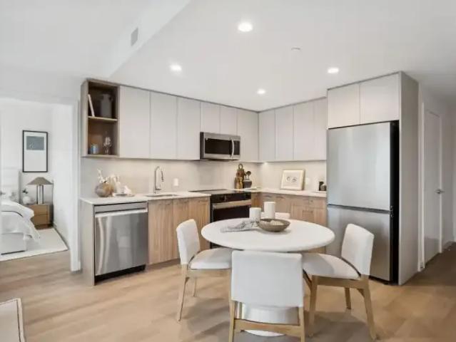 For Rent 1 Bedroom Apartment Vancouver BC DS103424528