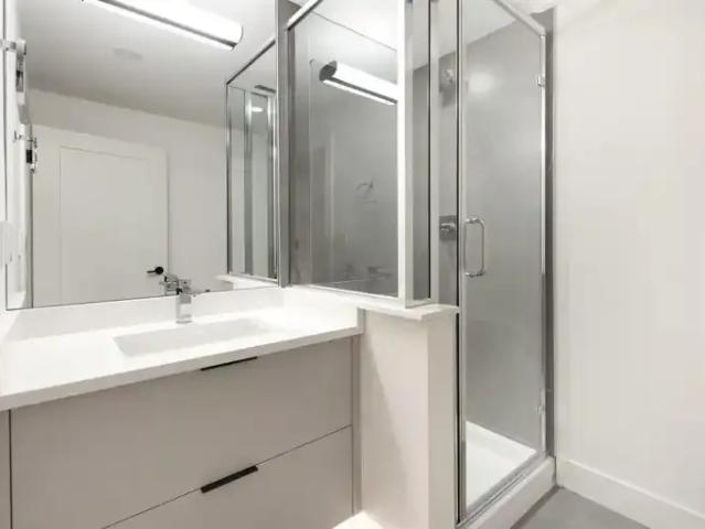 For Rent 1 Bedroom Apartment Vancouver BC DS103695160