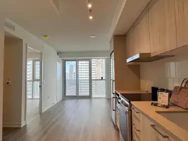 For Rent 1 Bedroom Apartment Vaughan ON DS101948547