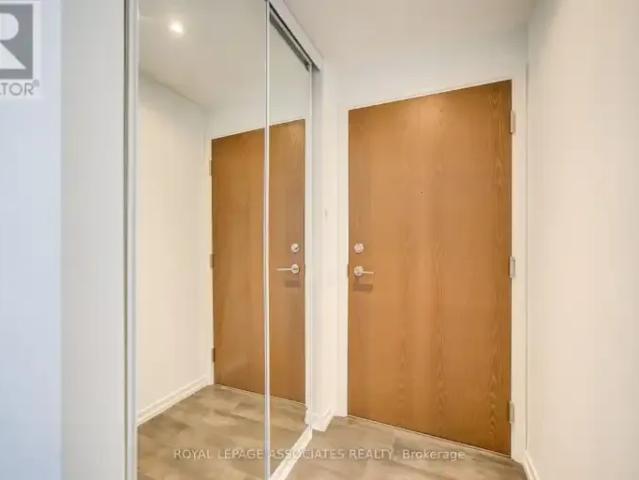 For Rent 1 Bedroom Apartment Vaughan ON DS101042959